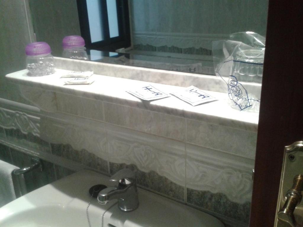 Hotel Nuevo Ara Caces Kültér fotó