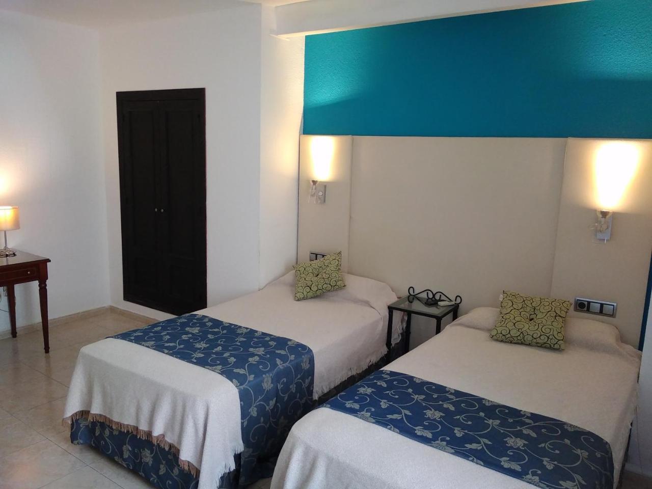 Hotel Nuevo Ara Caces Kültér fotó
