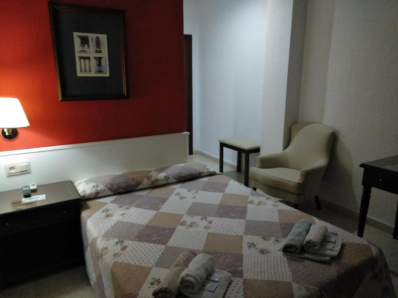 Hotel Nuevo Ara Caces Kültér fotó