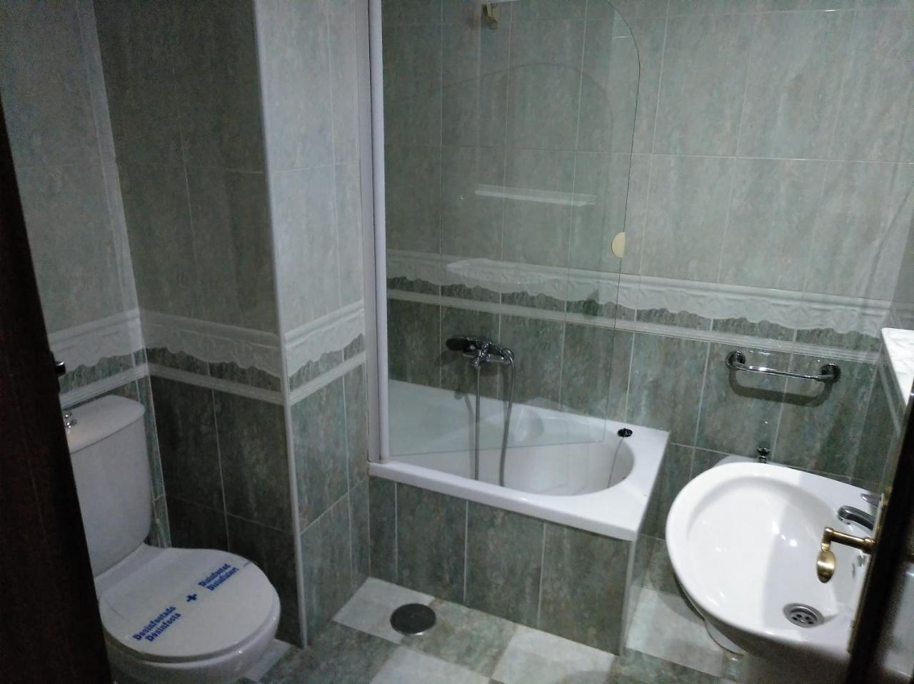Hotel Nuevo Ara Caces Kültér fotó